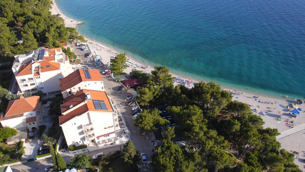 Apartments Vila Kristina Baska Voda Exterior photo